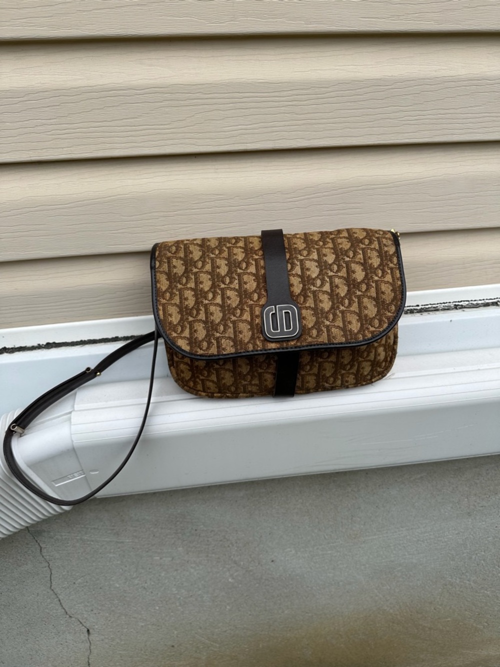 ✨ Christian Dior Trotter Canvas Shoulder Bag – Brown/Gold ✨ - Picture 3 of 17